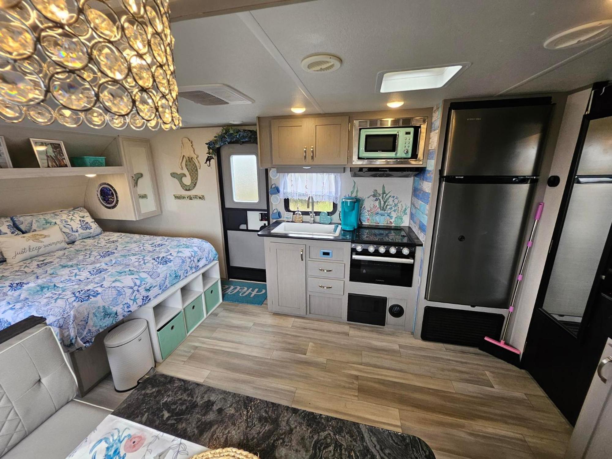 Hailey'S Beach-N-Bay Rv Resort Gilchrist Eksteriør bilde