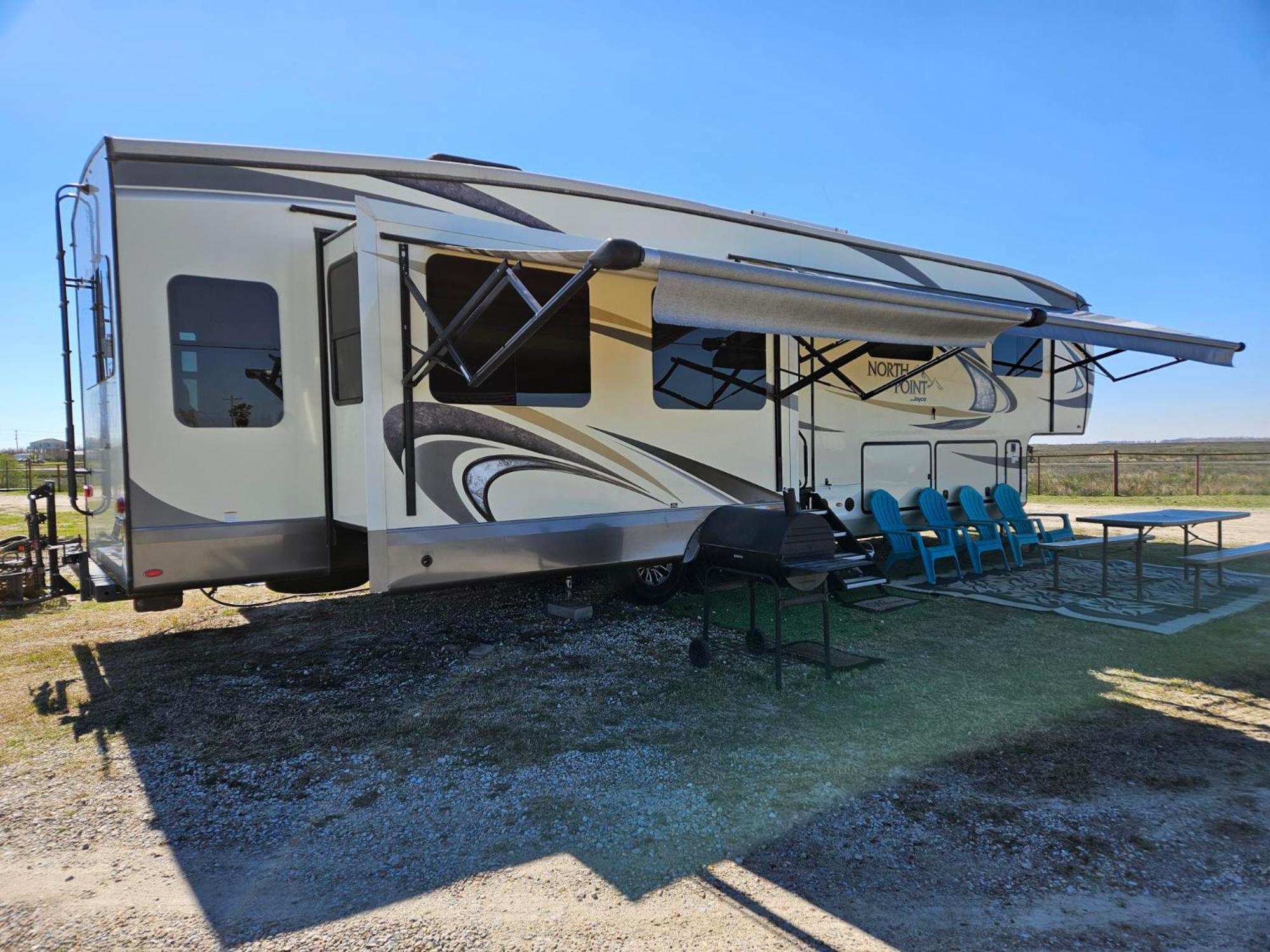 Hailey'S Beach-N-Bay Rv Resort Gilchrist Eksteriør bilde