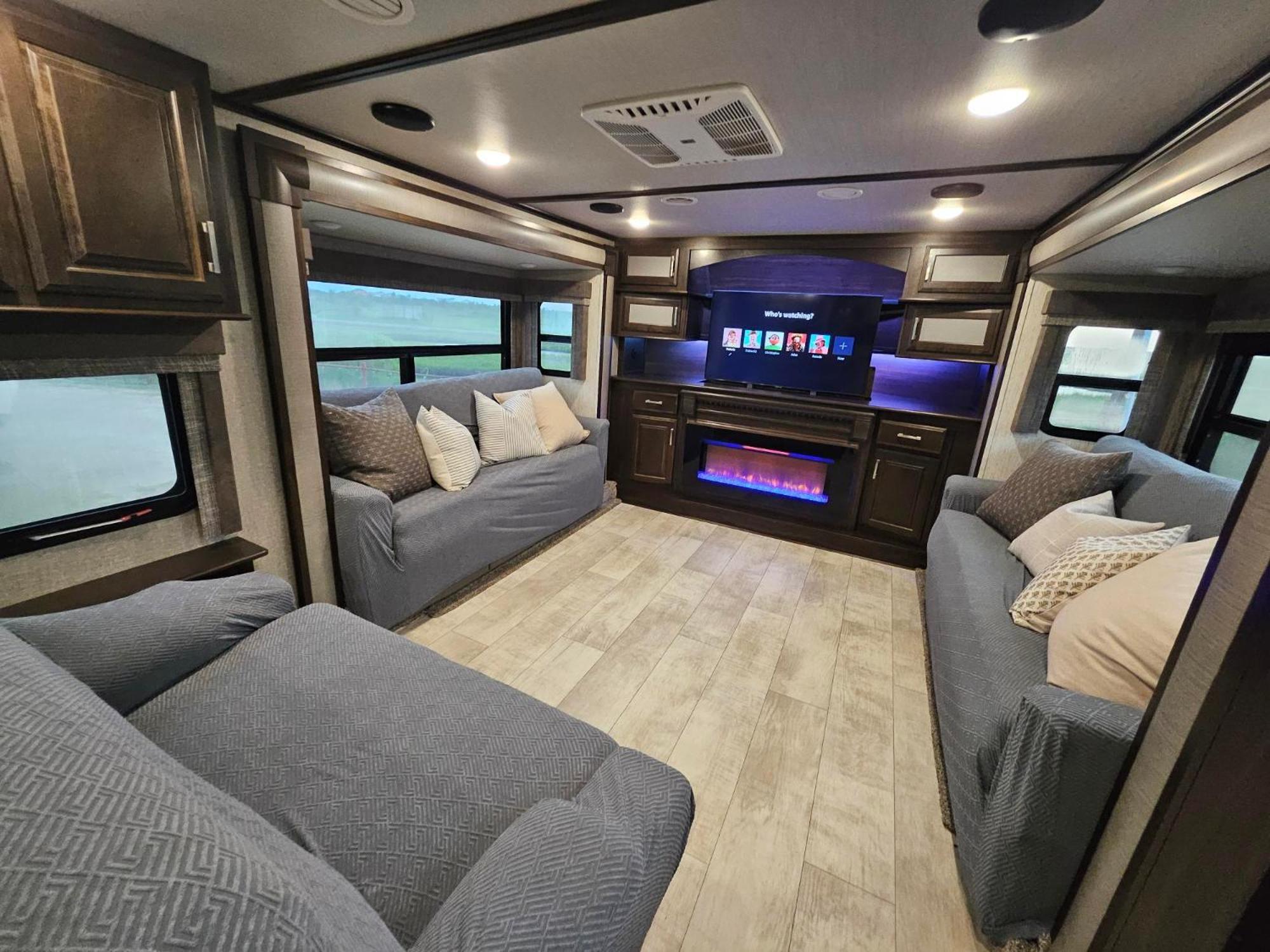 Hailey'S Beach-N-Bay Rv Resort Gilchrist Eksteriør bilde