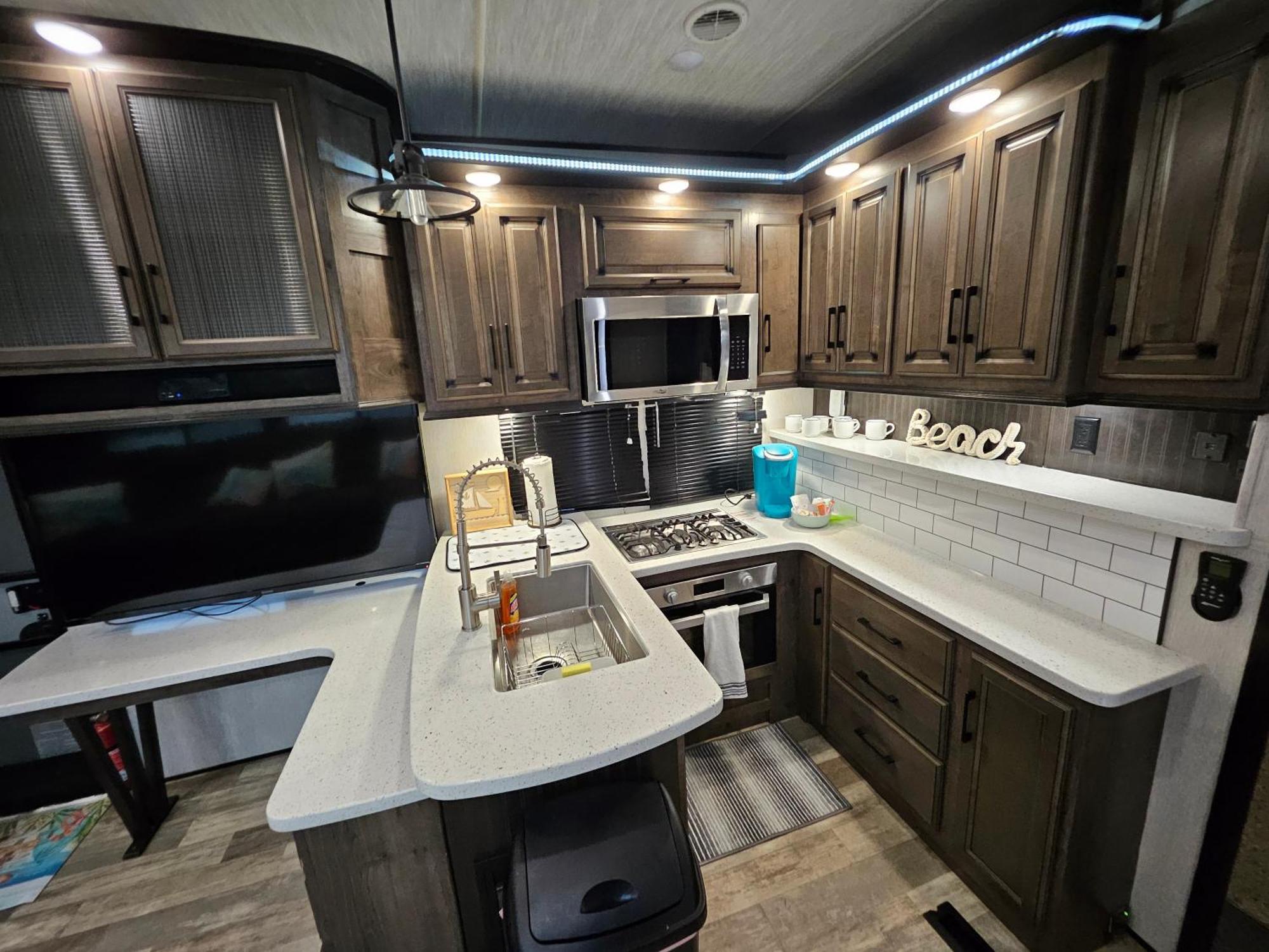 Hailey'S Beach-N-Bay Rv Resort Gilchrist Eksteriør bilde