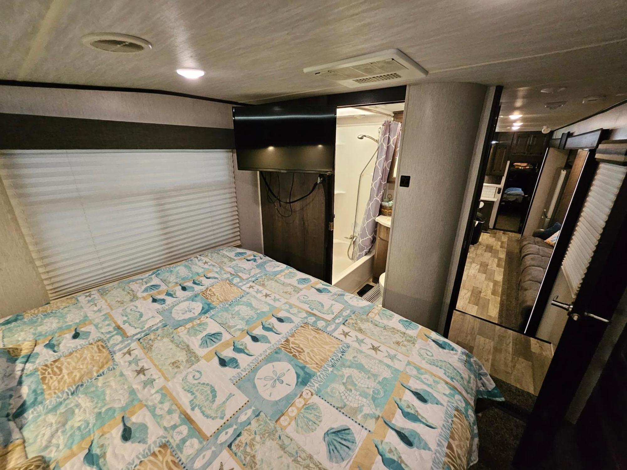 Hailey'S Beach-N-Bay Rv Resort Gilchrist Eksteriør bilde